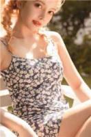 装穷的顶级富婆，成了我的卧底同桌